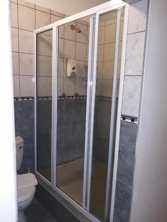 Krige Lodge B&B Bloemfontein Kültér fotó