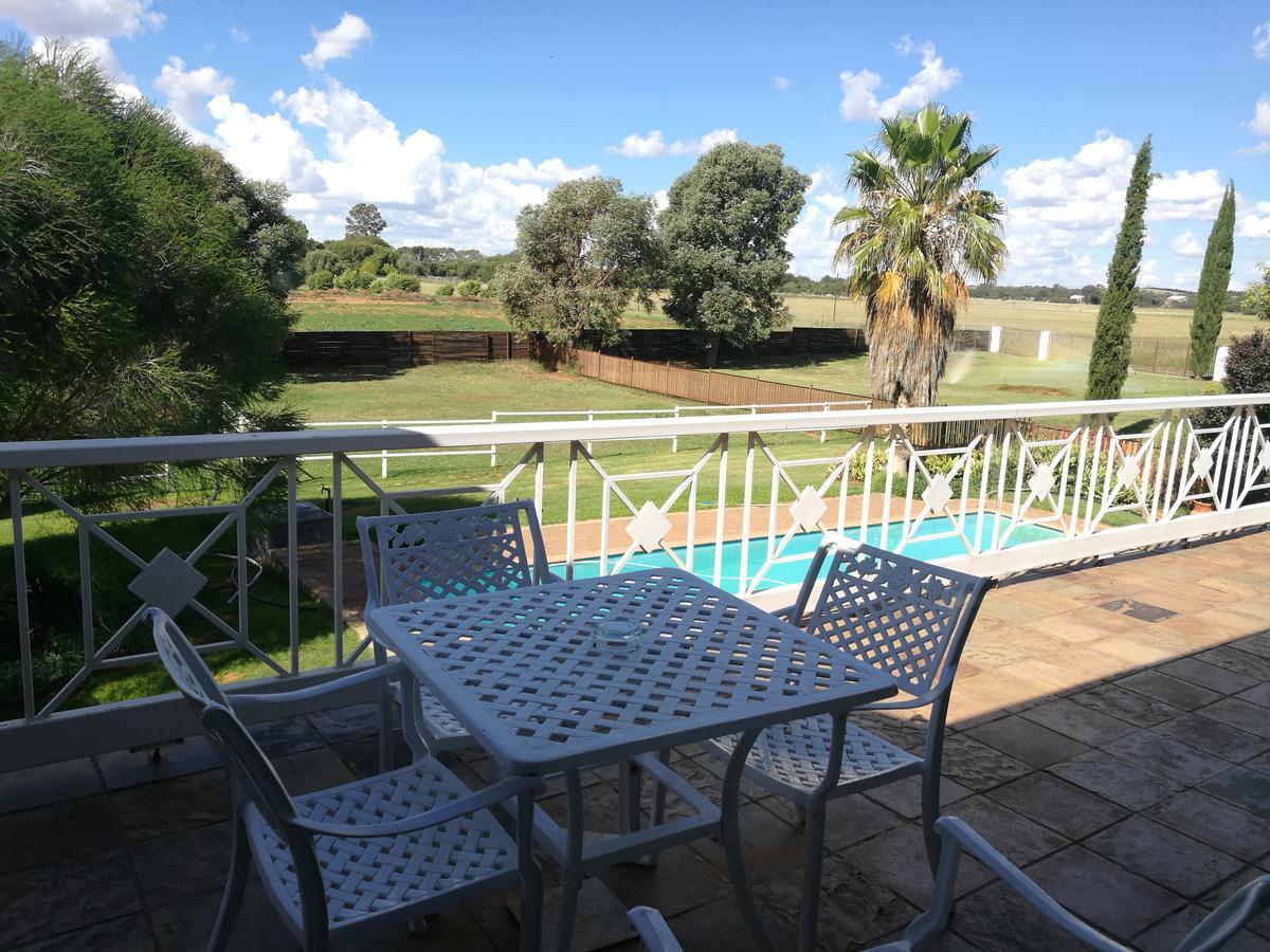 Krige Lodge B&B Bloemfontein Kültér fotó