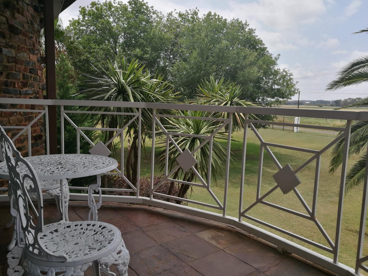 Krige Lodge B&B Bloemfontein Kültér fotó