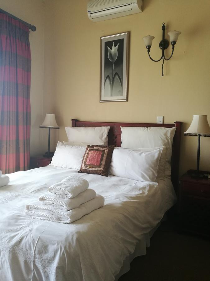 Krige Lodge B&B Bloemfontein Kültér fotó